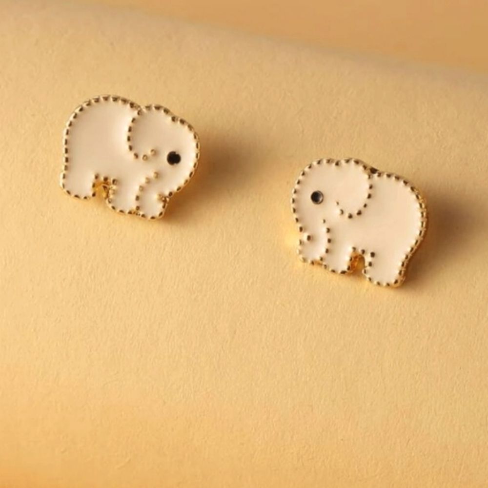 Dainty elephant earrings